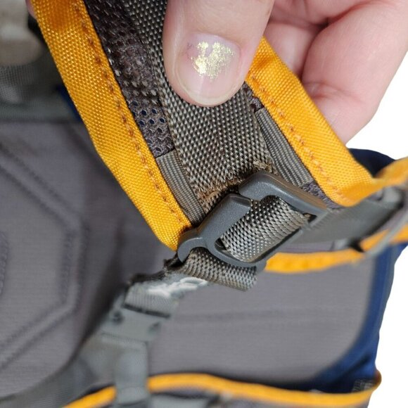 CamelBak Mini M.U.L.E. Hydration Backpack 50‎ oz Blue/Gray - Picture 8 of 12